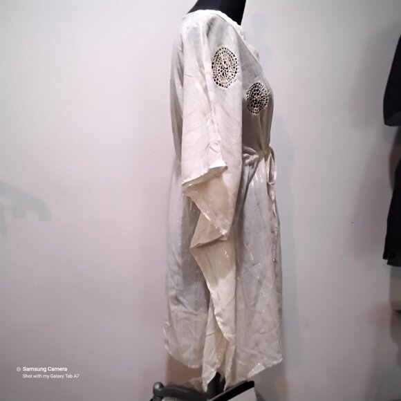 Gypsie Blu Boho Cream Crochet Kimono Swimsuit Coverup Gold Metallic Thread OS - Picture 2 of 8